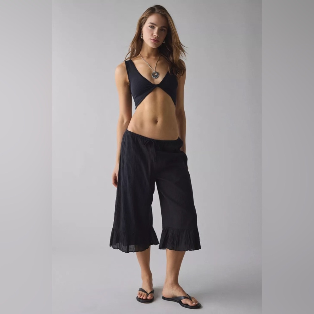 Out From Under Wrap It Up Twist-Front Seamless Knit Tank Top, Size XS/S - Picture 2 of 11